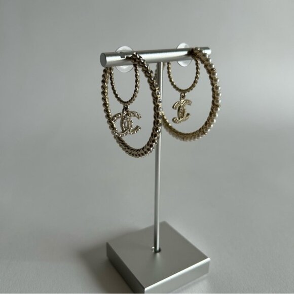 Chanel 2020 Crystal & Faux Pearl Mismatch Hoop Earrings - Picture 8 of 13
